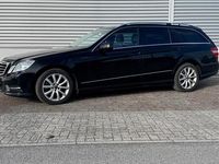 Gebraucht Mercedes E220 Avantgarde 170 PS (125 kW) 2013 Schwarz Kombi