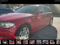 Gebraucht BMW 118 105 PS (77 kW) 2009 Rot Kleinwagen