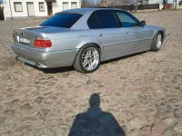 Second-hand BMW 740 286 CP (210 kW) 1995 Argintiu Berlinǎ