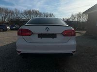 Gebraucht VW Jetta Highline 160 PS (117 kW) 2011 Weiß Limousine