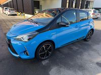 Gebraucht Toyota Yaris Hybrid 75 PS (55 kW) 2018 Blau Limousine