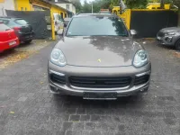 Gebraucht Porsche Cayenne S E-Hybrid 333 PS (244 kW) 2015 Gold SUV
