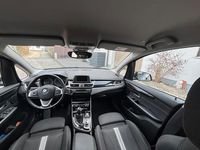 Gebraucht BMW 216 116 PS (85 kW) 2016 Blau Kombi