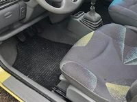 Gebraucht Renault Twingo 59 PS (43 kW) 1999 Gelb Kleinwagen