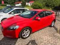 Gebraucht Volvo V40 120 PS (88 kW) 2013 Rot Kombi