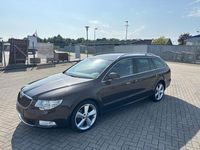 Gebraucht Skoda Superb 170 PS (125 kW) 2012 Kombi