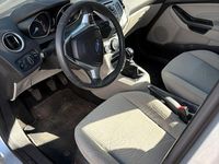 Gebraucht Ford Fiesta Trend 60 PS (44 kW) 2013 Silber Kleinwagen