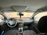 Gebraucht Opel Astra 2005 Silber Limousine