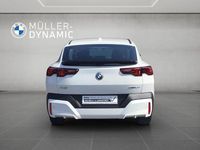 Gebraucht BMW X2 Shadowline 156 PS (114 kW) 2024 Alpinweiß uni SUV