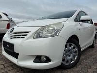 Gebraucht Toyota Verso Life 147 PS (108 kW) 2010 Weiß Van / Kleinbus