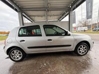 Gebraucht Renault Clio II 74 PS (54 kW) 2005 Silber Kleinwagen