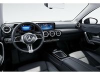 Gebraucht Mercedes A180 Advanced Plus 116 PS (85 kW) 2024 Schwarz / kosmosschwarz Limousine