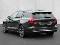 Gebraucht Volvo V60 Inscription 197 PS (144 kW) 2023 Grau Kombi