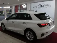 Gebraucht Audi A3 Sport 150 PS (110 kW) 2023 Weiß Limousine