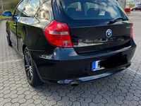Gebraucht BMW 118 143 PS (105 kW) 2008 Schwarz Kleinwagen
