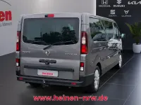 Usata Renault Trafic Life 170 CV (125 kW) 2019 Grigio Monovolume