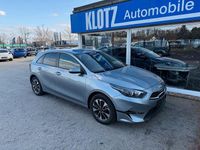 Neu Kia Ceed 140 PS (102 kW) 2026 Grau Kleinwagen