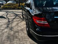Gebraucht Mercedes C180 156 PS (114 kW) 2012 Schwarz Limousine