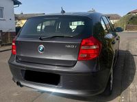Gebraucht BMW 120 170 PS (125 kW) 2007 Grau Kleinwagen