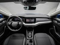 Neu Skoda Octavia Selection 150 PS (110 kW) 2025 Race blue metallic (8x) race blue metallic (8x) Kombi