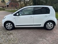 gebraucht VW up! club weiß 5 Türen Navi Sitzheizung Klima TÜV neu