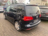 Gebraucht VW Touran Match 140 PS (102 kW) 2012 Schwarz Van / Kleinbus