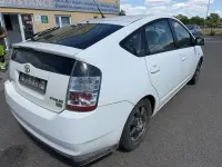 Gebraucht Toyota Prius Basis 77 PS (56 kW) 2005 Weiß Kleinwagen