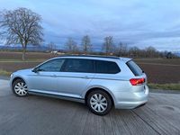 Gebraucht VW Passat Business 150 PS (110 kW) 2022 Grau Kombi