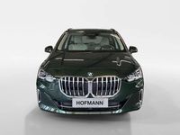 Gebraucht BMW 223 Luxury Line 204 PS (150 kW) 2024 Sanremo green metallic Van / Kleinbus