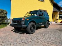 Second-hand Lada niva 83 CP (61 kW) 2012 Verde SUV