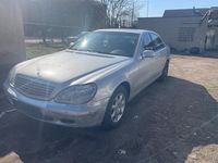 Usata Mercedes S320 197 CV (144 kW) 2001 Argento Berlina
