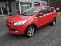 Gebraucht Ford Kuga Trend 150 PS (110 kW) 2015 Rot SUV