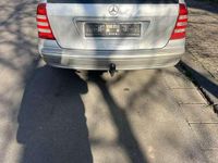 Gebraucht Mercedes C200 Classic 122 PS (89 kW) 2003 Silber Kombi