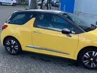 Gebraucht Citroën DS3 Chic 95 PS (69 kW) 2010 Gelb Kleinwagen