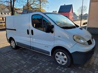 Second-hand Renault Trafic 114 CP (83 kW) 2012 Alb Monovolum