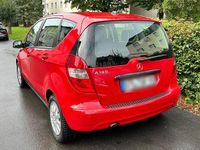 Gebraucht Mercedes A180 Elegance 116 PS (85 kW) 2010 Rot Kleinwagen