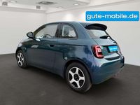 Gebraucht Fiat 500e Action 69 kW (95 PS) 2022 Grün colore esterno (ozean grün) (metallic) Limousine