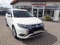 Gebraucht Mitsubishi Outlander P-HEV Plus 224 PS (164 kW) 2020 Weiß SUV