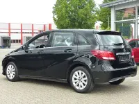 Gebraucht Mercedes B180 Style 122 PS (89 kW) 2018 Schwarz Kleinwagen