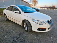 Gebraucht VW Passat 210 PS (154 kW) 2012 Weiß Limousine