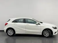 Gebraucht Mercedes A180 Style 122 PS (89 kW) 2015 Weiß Limousine