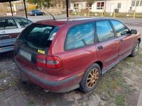 Gebraucht Volvo V40 122 PS (89 kW) 1999 Rot Kombi