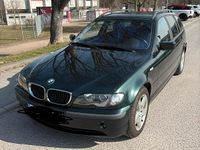 Gebraucht BMW 320 150 PS (110 kW) 2003 Grün Kombi