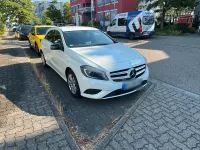 Gebraucht Mercedes A200 156 PS (114 kW) 2013 Weiß Kleinwagen