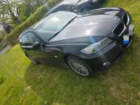 Gebraucht BMW 318 143 PS (105 kW) 2011 Schwarz Kombi