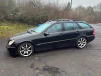 Gebraucht Mercedes C320 224 PS (164 kW) 2005 Schwarz Kombi