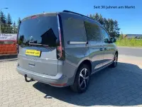 Używany VW Caddy 122 KM (89 kW) 2022 Szary Minivan