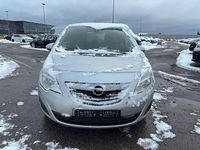 Gebraucht Opel Meriva Edition 95 PS (69 kW) 2013 Silber Van / Kleinbus