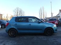 Gebraucht Skoda Fabia Cool Edition 60 PS (44 kW) 2012 Blau Kleinwagen