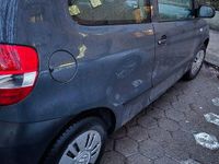 Gebraucht VW Fox 60 PS (44 kW) 2011 Blau Kleinwagen